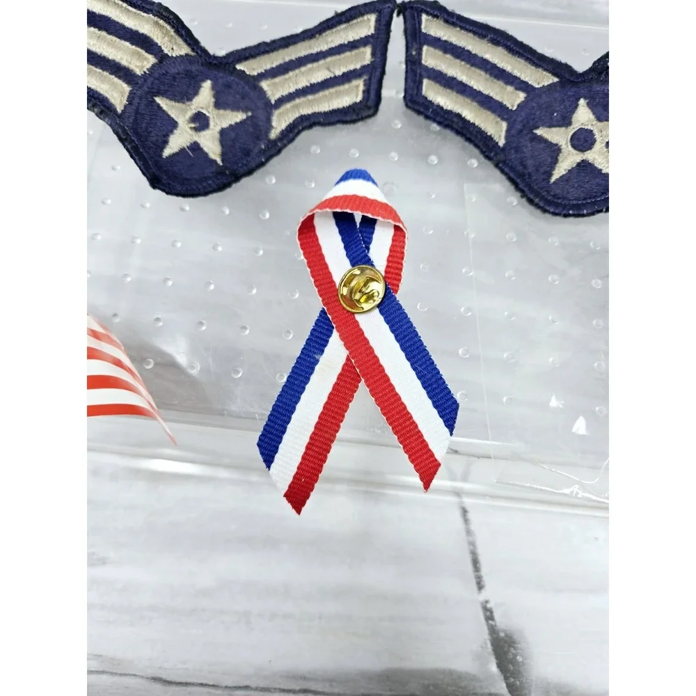 USAF Senior Airman E-4 Rank Chevron‎ Insignia U.S. Air Force Patch + Ribbon Pins